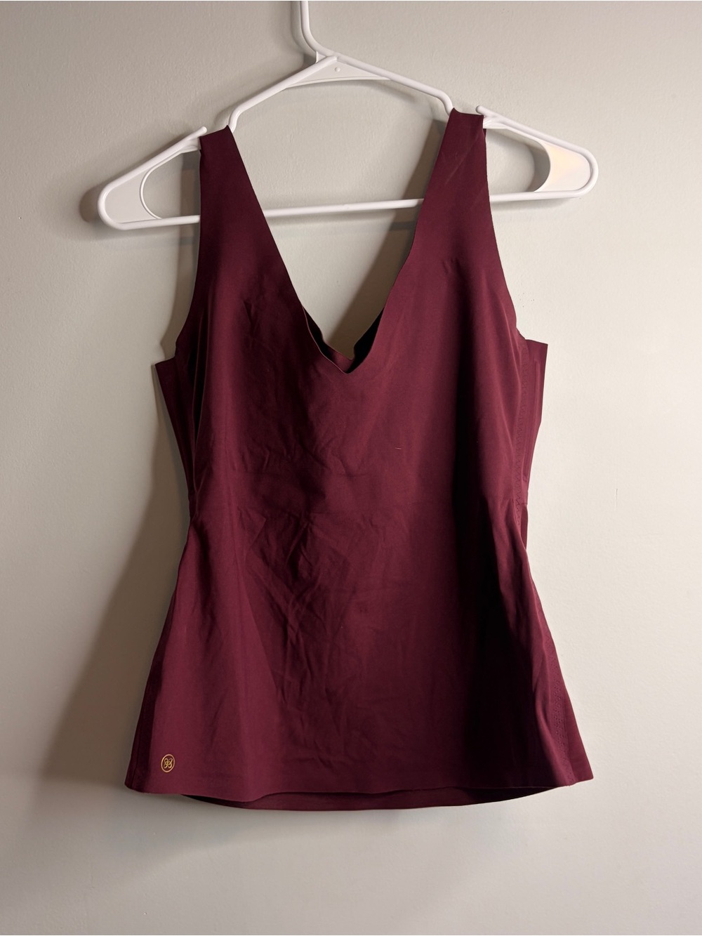 Honeylove Burgundy Sleeveless V-Neck Tank Built-In Cups Large - Picture 4 of 5